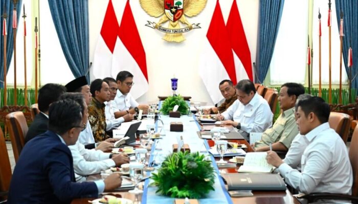 Ratas di Istana, Presiden Prabowo Tekankan Percepatan Program Prioritas Nasional