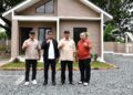 Kunjungan Rumah Contoh SEPABLOCK, Rektor UNP Siap Kolaborasi dengan PT Semen Padang 3 Rektor UNP kunjungi rumah contoh dari SEPABLOCK di PT Semen Padang. (dok. Humas)