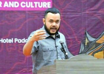 Aplikasi Padang Mobile Hadirkan Layanan Darurat 112 dan Informasi Transportasi 1 Wako Fadly Amran jadi keynote speaker di iven ICGCS 2025. (dok. istimewa)