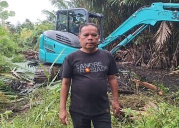 Cegah Banjir, Ketua RW IV Kurao Pagang Pakai Dana Operasional Bangun Drainase