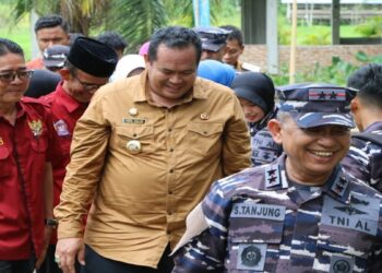 Kodaeral II Padang Tebar 10 Benih Ikan dan Tanam Kedelai di Pariaman, Dukung Ketahanan Pangan Nasional