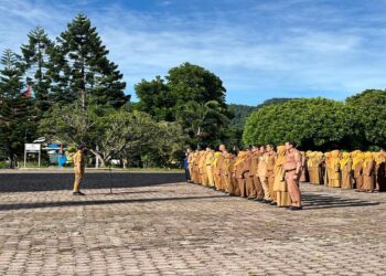 Sekda Pimpin Apel Pagi, Ingatkan Disiplin dan Etos Kerja ASN Pemkab Solok