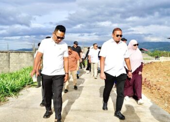 Kunjungi Sirukam Dairy Farm Solok, Andre Rosiade Minta MBG di Sumbar Gunakan Susu Murni Lokal