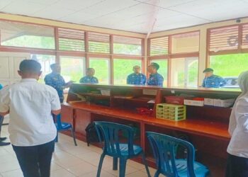 Sekda Kabupaten Solok Tinjau Kantor Camat X Koto di Atas, Pastikan Layanan Publik Optimal 3 Sekda Kabupaten Solok Tinjau Kantor Camat X Koto di Atas, Pastikan Layanan Publik Optimal