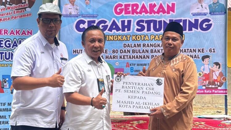PT Semen Padang Serahkan 100 Sak Semen untuk Masjid Al Ikhlas di Pariaman 1 Semen Padang serahkan bantuan 100 sak semen di Padang Pariaman. (dok. Humas)