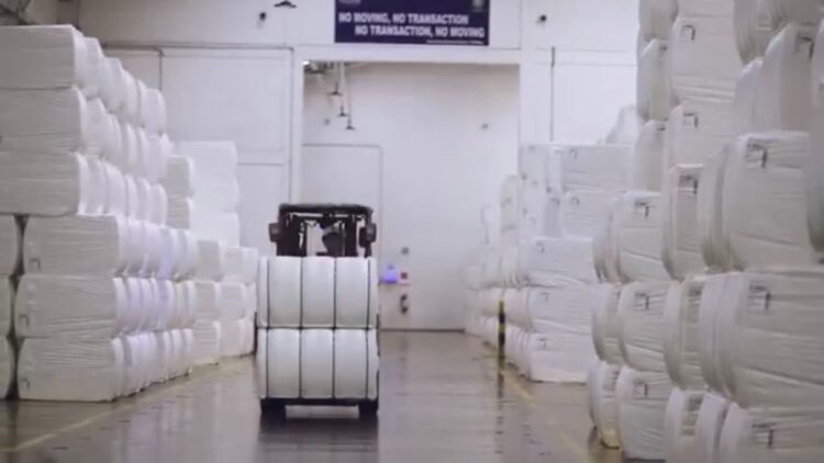 Gudang tekstil standar internasional di Purwakarta. (dok. istimewa)