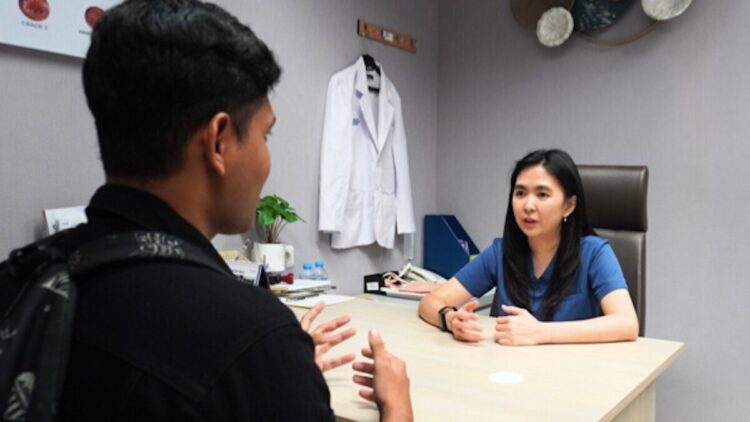 Masalah Saat Buang Air Kecil? Bisa Jadi Fimosis! 1 Konsultasi dokter di Klinik Pandawa. (dok. istimewa)