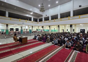 Subuh Mubarakah untuk mahasiswa baru Unand tahun 2025. (dok. istimewa)