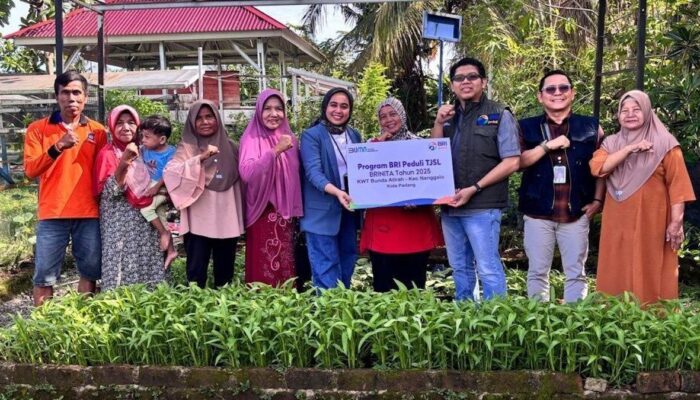 BRInita 2025: BRI Padang Hijaukan Kota Lewat KWT Bunda Atirah