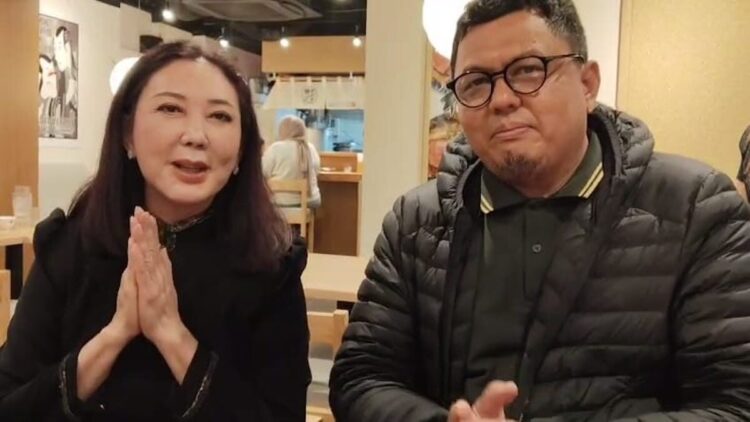 DPP IKM Siap Pecahkan Rekor MURI, Masak Rendang Terbanyak di Luar Negeri 1 Direktur Utama Museum Rekor Dunia Indonesia (MURI), Aylawati Sarwono bersama Sekjen IKM Braditi Moulevey jelang gelaran akbar Marandang. (dok. istimewa)