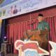 Gubernur Mahyeldi beri sambutan di acara Batik Birru SMAN 1 Padang Panjang. (dok. istimewa)