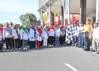 Gubernur Mahyeldi buka jalan sehat DPP PPI Sumbar. (dok. adpsb)