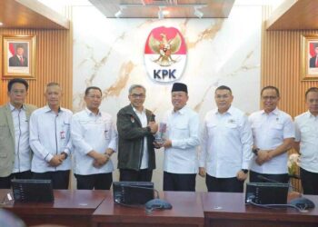 Temui Pimpinan KPK, Menteri Nusron Bahas Perbaikan Bisnis Proses Layanan Pertanahan 18 Kementerian ATR/BPN bertemu KPK. (dok. istimewa)