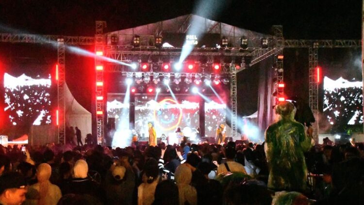 Wako Fadly Amran Hadir di Mendadak Festival 2025, Iven Kolaborasi Kadin Sumbar dan Padang 1 Iven Mendadak Festival 2025 di GOR Haji Agus Salim Padang. (dok. Prokopim)