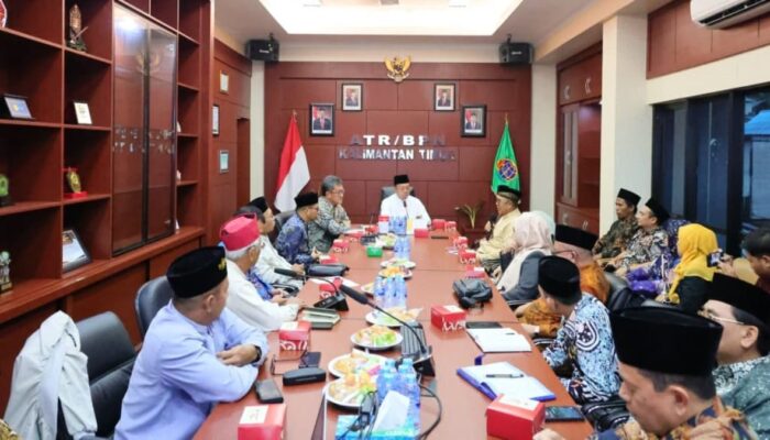 Dari Hati ke Hati, Menteri Nusron Bahas Sertifikasi Tanah Wakaf dan Rumah Ibadah di Kaltim
