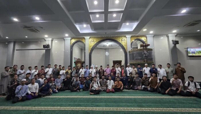 Ketum KONI Sumbar Hamdanus Ajak Sivitas UNP Jadi Insan Kuat Lewat Olahraga