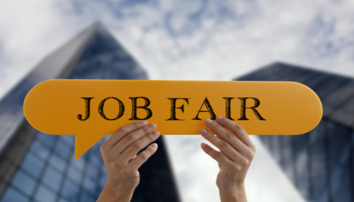 Ribuan Pencari Kerja Ramaikan Padang Job Fair 2025, Tersedia 1.141 Lowongan dari 44 Perusahaan