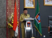Wawako Maigus Nasir Serahkan RAPB Padang 2026 ke DPRD