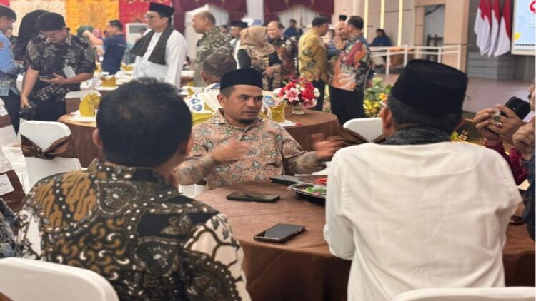Wabup Solok Candra menghadiri malam resepsi peringatan Hari Jadi Provinsi Sumbar ke-80. (Foto: Diskominfo Kabupaten Solok)