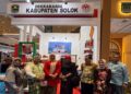 Dekranasda Kabupaten Solok Hadir di Inacraft, Bawa Tenun dan Songket ke Panggung Nasional
