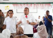 Andre Rosiade Tinjau MBG di Kota Padang, Orang Tua Murid Setuju Program ini Dilanjutkan