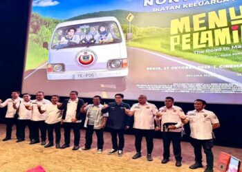 Seribu Perantau Ikut Nobar “Menuju Pelaminan” DPP IKM, Andre Rosiade: Kalau ada Film Minang lagi, Kita Ramaikan