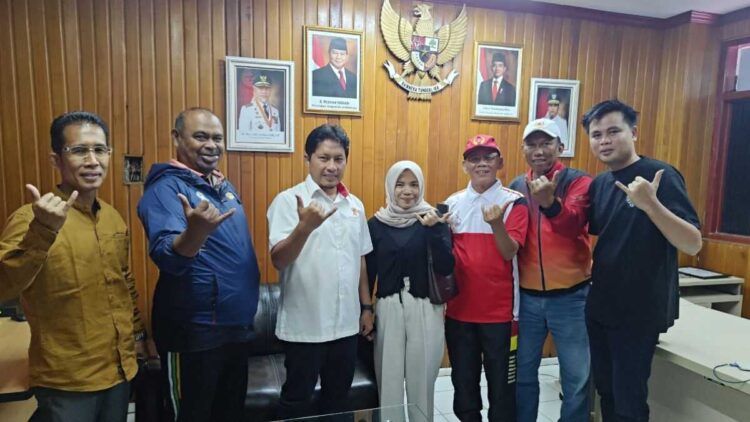 Yusma mendapat wejangan dari Ketum KONI Sumbar jelang keberangkatan ke Riyadh