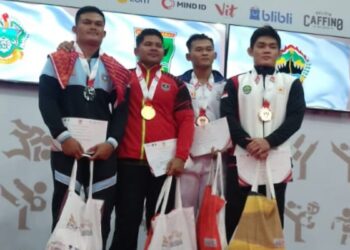 Randa Rian Desta Gandakan Emas Gulat Sumbar di PON Beladiri 2025