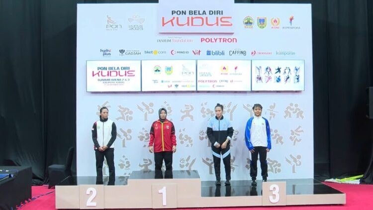 Atlet gulat Sumbar raih emas perdana di PON Beladiri 2025. (dok. istimewa)