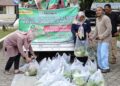 Ratusan Paket Sayur Petani Milenial Ludes Terjual di Kantor Gubernur Sumbar 3 Pasar murah sayur dari petani milenial Sumbar. (dok. adpsb)