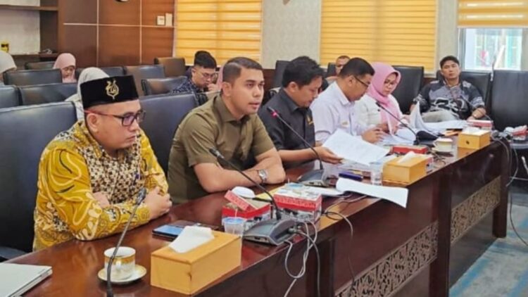 KONI Pastikan Porprov Sumbar Digelar 2026 1 pengurus KONI Sumbar bertemu komisi v dprd sumbar