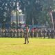 Gubernur Mahyeldi menghadiri peringatan HUT TNI ke-80 di Lapangan Imam Bonjol, Padang. (dok. adpsb)