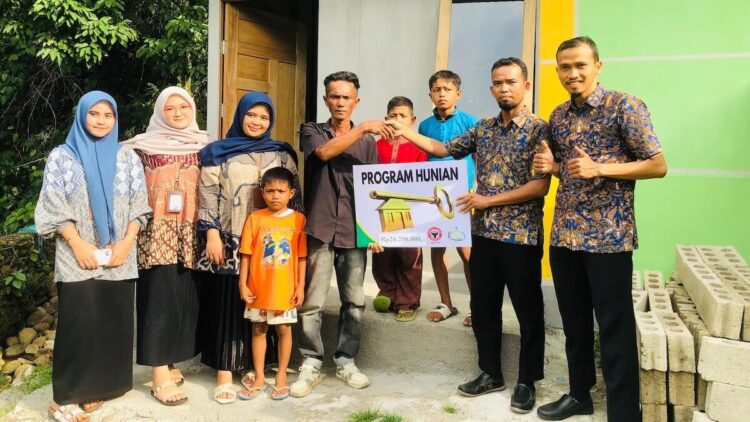 Bantuan rumah layak huni dari UPZ Baznas PT Semen Padang. (dok. istimewa)