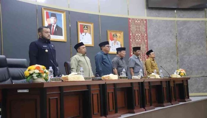 Propemperda 2026 Disahkan: UMKM, Air Minum, dan Produk Halal jadi Ranperda Inisiatif DPRD Padang