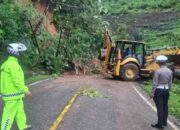 Longsor di Kayu Jao Berhasil Ditangani, Jalur Solok–Alahan Panjang Kembali Normal