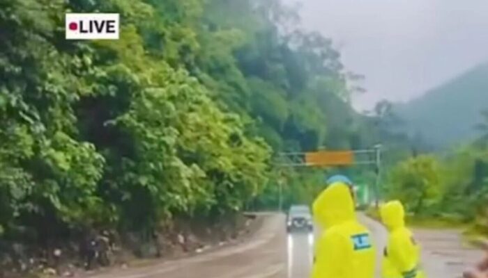 Akses Jalan Solok-Padang Sudah Normal, Warga Diminta Tetap Waspada Longsor dan Cuaca Ekstrem