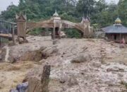 Jembatan Kembar Silaiang Dihondoh Galodo, Jalur Padang-Bukittinggi Via Padang Panjang Putus Total