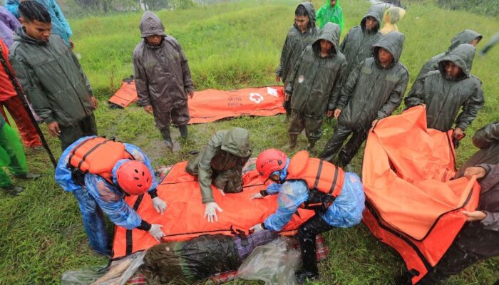 Pencarian Korban Sumbar Dimaksimalkan, Basarnas Datangkan Bantuan dari Tiga Provinsi