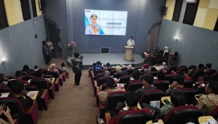 Gubernur Mahyeldi Sebut Pemuda Sumbar harus Jadi Pelopor Indonesia Bebas Korupsi