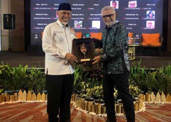 Gubernur Mahyeldi buka workshop IORA di Padang. (dok. istimewa)