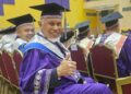 Gubernur Mahyeldi Resmi Diwisuda Magister Manajemen di Malaysia 5 Gubernur Mahyeldi wisuda manajemen di Universitas Malaysia. (dok. adpsb)