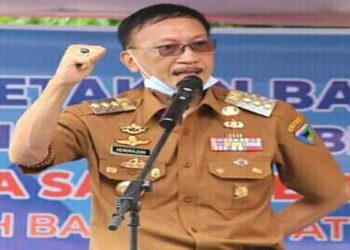 Pastikan Bantuan Aman, Bupati Pesisir Selatan Cek Stok Beras dan Minyak Goreng Bulog 2 Pastikan Bantuan Aman, Bupati Pesisir Selatan Cek Stok Beras dan Minyak Goreng Bulog