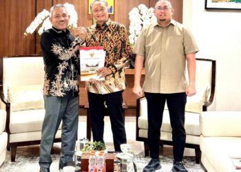 Perjuangkan Infrastruktur Daerah, Andre Rosiade Dampingi Bupati Limapuluh Kota Temui Menteri PU