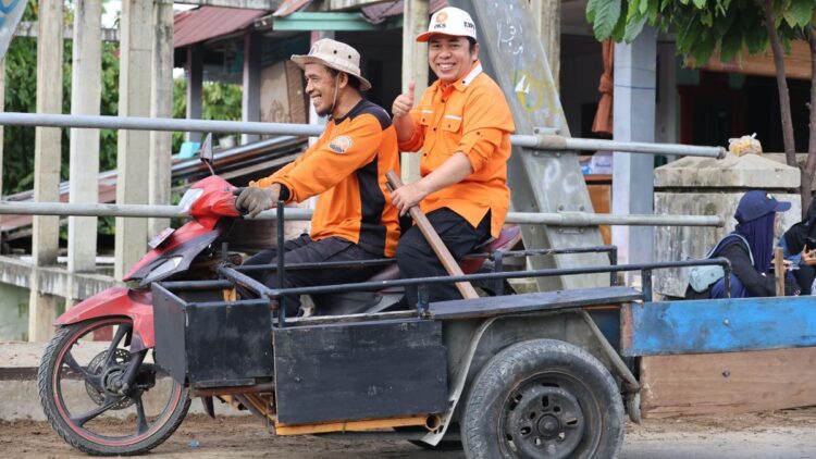 Ketua PKS Padang Mulyadi Muslim imbau kadernya bantu korban dan pembersihan pasbencana