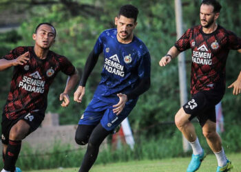 Latihan rutin yang digelar pemain Semen Padang FC. (dok. istimewa)