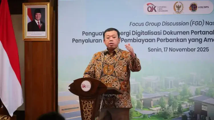 Sertifikat Elektronik Berikan Kepastian dan Keamanan bagi Perbankan 1 Menteri Nusron di acara FGD Digitalisasi Dokumen Pertanahan. (dok. istimewa)