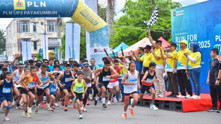 PLN UP3 Payakumbuh Gelar PLN Mobile Run For Charity 2025 di Payakumbuh 1 PLN Mobile run for charity 2025 di Payakumbuh. (dok. istimewa)