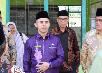 Plt Kakan Kemenag Sumbar Efendi kunjungi Pariaman. (dok. istimewa)