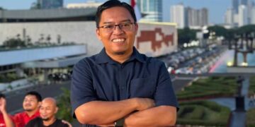 Reviandi, jurnalis dan pendukung Semen Padang FC. (dok. pribadi)