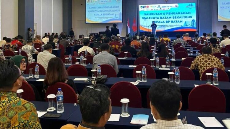 Tim SEPABLOCK Semen Padang hadir di acara REI Batam. (dok. istimewa)